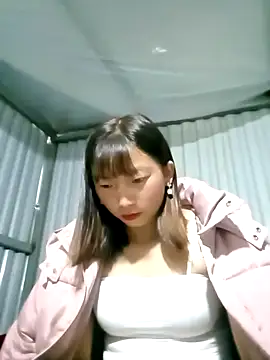 Snapshot of Luulybi chatting on 01-15-26, 06:51 Luulybi online show from 01-15-26, 06:51