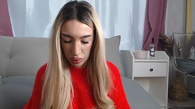 LunaVibes  online show from 01-18-26, 06:28