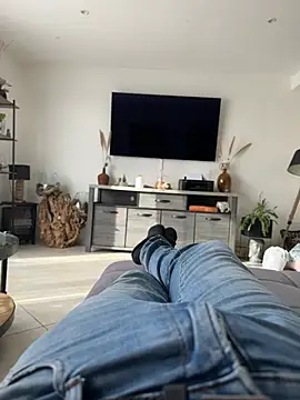 ju33100 online show from 01-15-26, 11:26