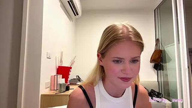 Snapshot of Slay_Swag chatting on 02-09-26, 10:19 Slay Swag online show from 02-09-26, 10:19