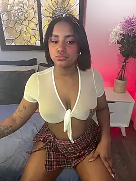 Snapshot of domiiniquex chatting on 03-02-26, 01:07 domiiniquex online show from 03-02-26, 01:07