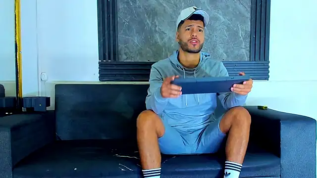 Angel Villareal online show from 02-10-26, 04:27