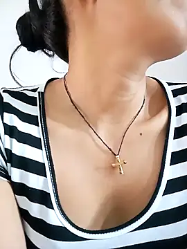 mitzukywinteer online show from 03-06-26, 08:49