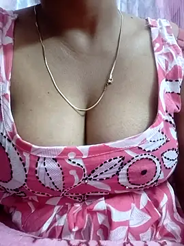 Hot-Tinaa online show from 02-28-26, 12:22