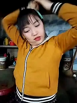 lia-coy online show from 02-20-26, 03:36