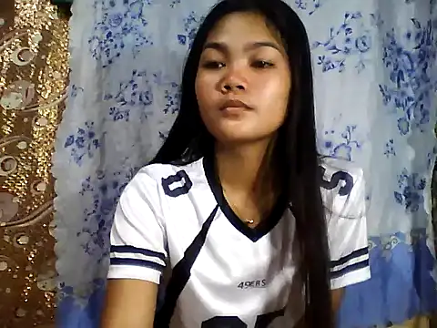 Snapshot of PinaySkinnyJust18 chatting on 02-02-26, 10:41 PinaySkinnyJust18 online show from 02-02-26, 10:41