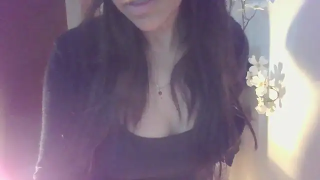 Snapshot of Dolcezzastella chatting on 02-25-26, 08:02 Dolcezzastella online show from 02-25-26, 08:02