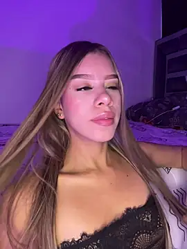 BellaMoon  online show from 03-01-26, 05:48