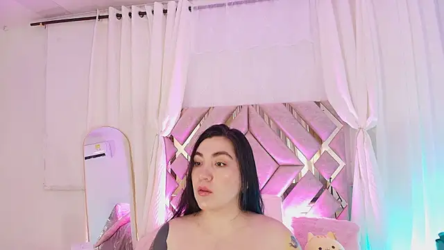 Snapshot of KathiaJenner chatting on 03-15-26, 11:16 KathiaJenner online show from 03-15-26, 11:16