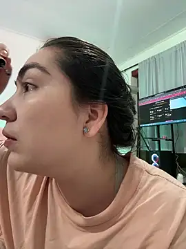 Snapshot of KathiaJenner chatting on 03-20-26, 11:37 KathiaJenner online show from 03-20-26, 11:37