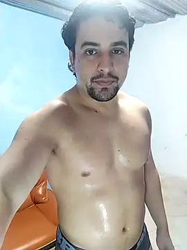 Snapshot of AxelWhitte chatting on 02-09-26, 06:23 AxelWhitte online show from 02-09-26, 06:23