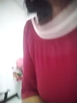 RosseLaure online show from 02-10-26, 09:41