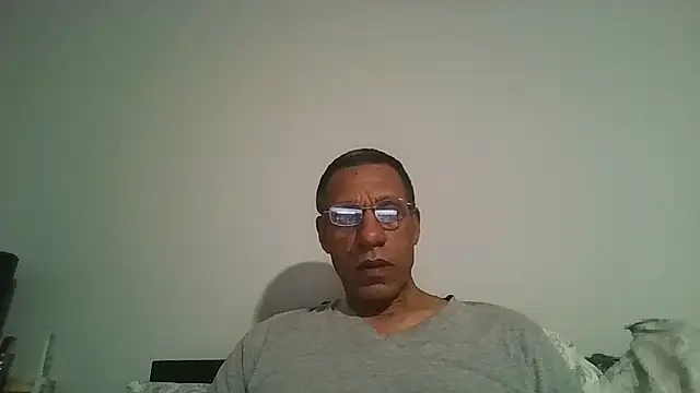 swimmer2496 online show from 01-17-26, 09:03