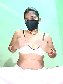 Snapshot of Cute__tanu chatting on 02-04-26, 08:53 Cute tanu online show from 02-04-26, 08:53