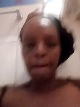 Snapshot of 01Wetlips chatting on 02-11-26, 09:09 01Wetlips online show from 02-11-26, 09:09