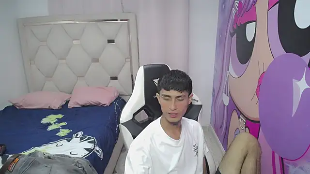 Akyra latinn online show from 01-19-26, 03:05