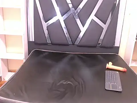 William Lewis online show from 02-05-26, 12:43