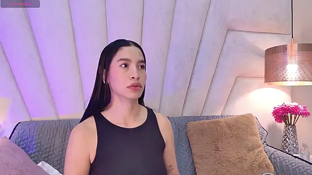 JuliaaVega online show from 02-05-26, 11:59