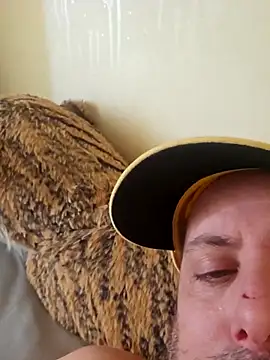 Snapshot of Martin_dick78 chatting on 02-12-26, 11:05 Martin dick78 online show from 02-12-26, 11:05