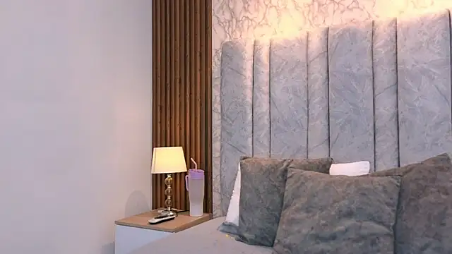 Snapshot of naomy_smithxx chatting on 04-16-26, 11:11 naomy smithxx online show from 04-16-26, 11:11