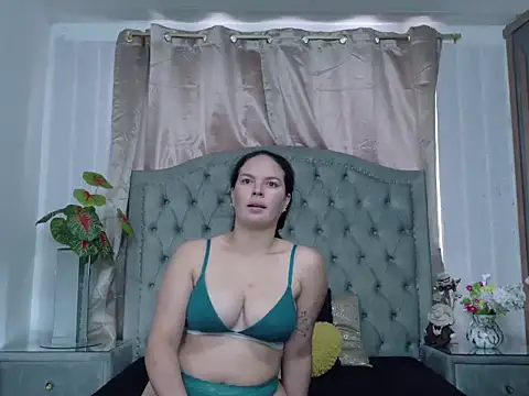 ZamanthaJhones online show from 03-01-26, 01:46