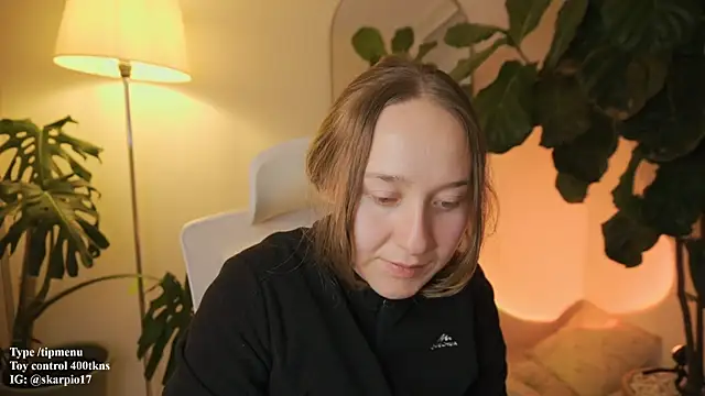 Scarlett NoirMuse online show from 02-05-26, 02:05