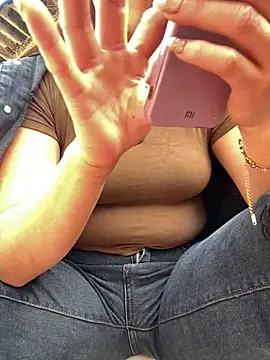 Snapshot of Lonasex99 chatting on 03-03-26, 02:18 Lonasex99 online show from 03-03-26, 02:18