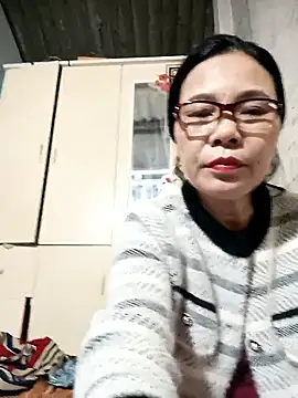 Nuna 689 online show from 03-03-26, 01:28