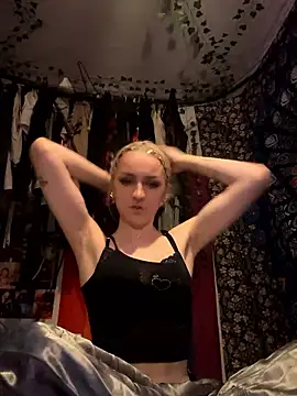 bambibabyy online show from 01-18-26, 04:00