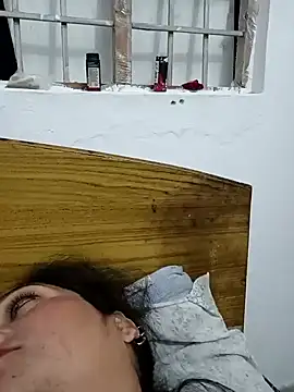 Cute-karisma1234 online show from 02-09-26, 04:22