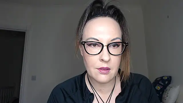 PsychicDominatrix online show from 02-10-26, 08:18