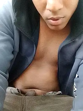 Snapshot of vergonahah chatting on 04-14-26, 01:28 vergonahah online show from 04-14-26, 01:28