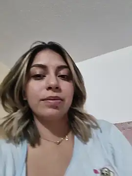 Snapshot of BellaDonna_16 chatting on 02-22-26, 04:02 BellaDonna 16 online show from 02-22-26, 04:02