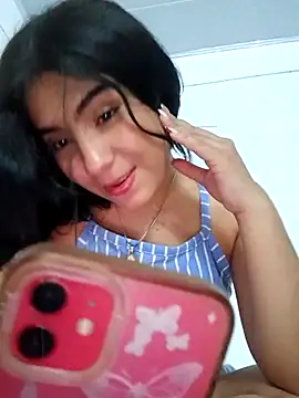 Snapshot of Ailen-cute chatting on 02-22-26, 06:46 Ailen-cute online show from 02-22-26, 06:46