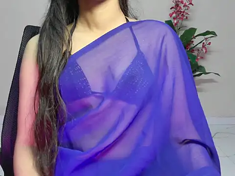 Snapshot of Saanvi_01 chatting on 02-01-26, 04:33 Saanvi 01 online show from 02-01-26, 04:33