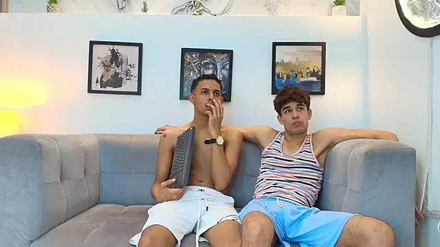 Snapshot of Sexy_boys_hell2 chatting on 02-11-26, 08:58 Sexy boys hell2 online show from 02-11-26, 08:58