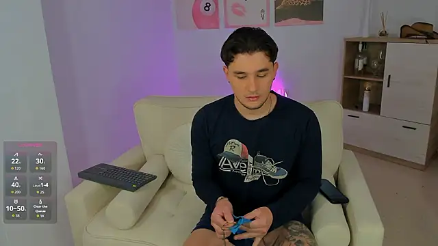 Massimo Fiore online show from 02-21-26, 02:56