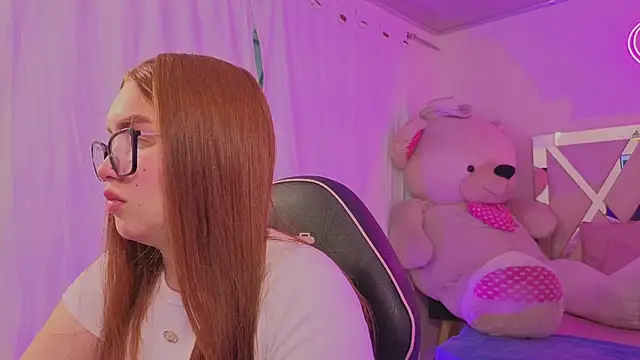 Snapshot of SABRIINA_TAY chatting on 02-12-26, 11:49 SABRIINA TAY online show from 02-12-26, 11:49