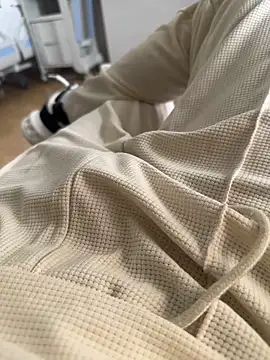 CrsCristi02 online show from 02-11-26, 12:54