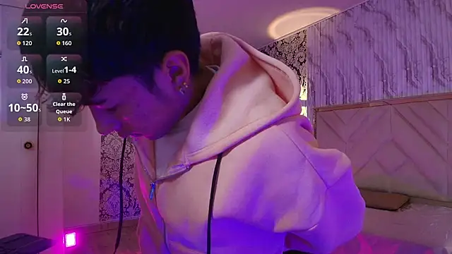 Snapshot of osamu_tay chatting on 02-23-26, 11:40 osamu tay online show from 02-23-26, 11:40