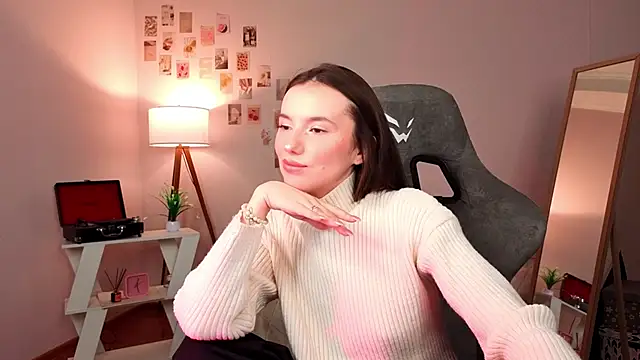 Snapshot of ssandralovin chatting on 02-04-26, 04:29 ssandralovin online show from 02-04-26, 04:29