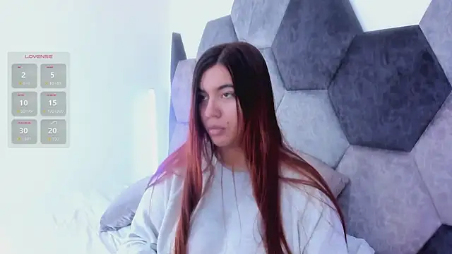 Snapshot of DulceJones chatting on 02-02-26, 08:29 DulceJones online show from 02-02-26, 08:29