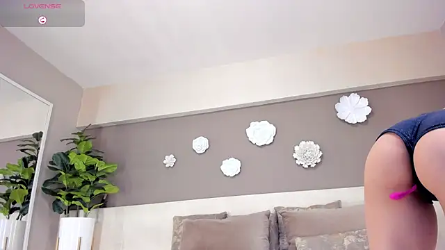 Snapshot of KatyaKozlov chatting on 02-12-26, 08:59 KatyaKozlov online show from 02-12-26, 08:59