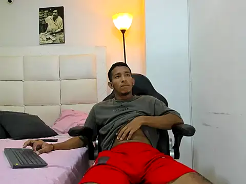 ricky spensar23cm  online show from 02-15-26, 02:08