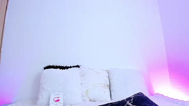 Snapshot of Axel_nova chatting on 02-24-26, 01:42 Axel nova online show from 02-24-26, 01:42