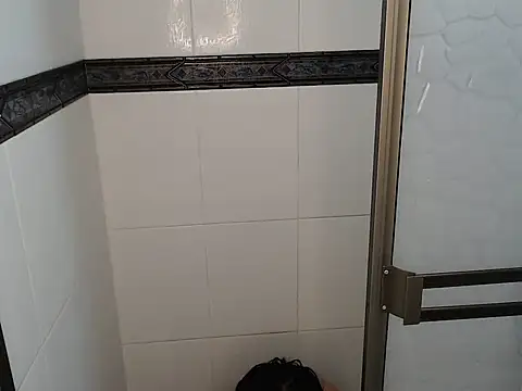 thomass1018 online show from 04-16-26, 09:39