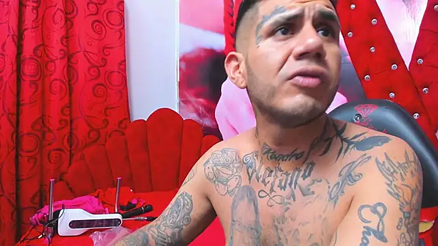 allison max tattoo online show from 02-11-26, 01:32