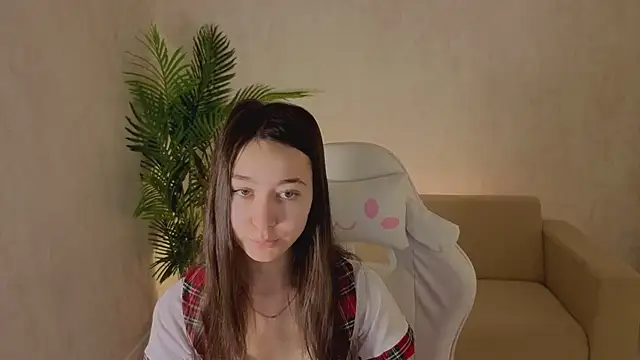 Nicole Brownie online show from 02-10-26, 05:22