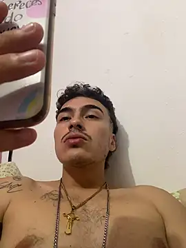 Snapshot of vanilla_Kush chatting on 02-06-26, 04:50 vanilla Kush online show from 02-06-26, 04:50