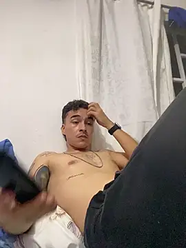 Snapshot of vanilla_Kush chatting on 02-21-26, 02:56 vanilla Kush online show from 02-21-26, 02:56